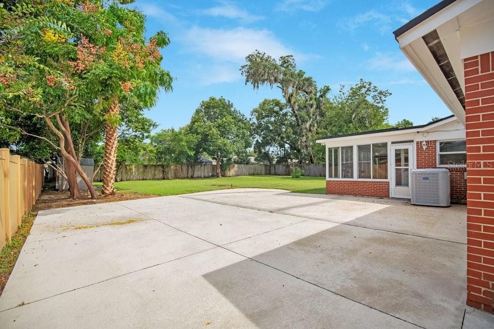 Single Family Residence at 109 PINE NEEDLE LN, ALTAMONTE SPRINGS, photo 21 of 37