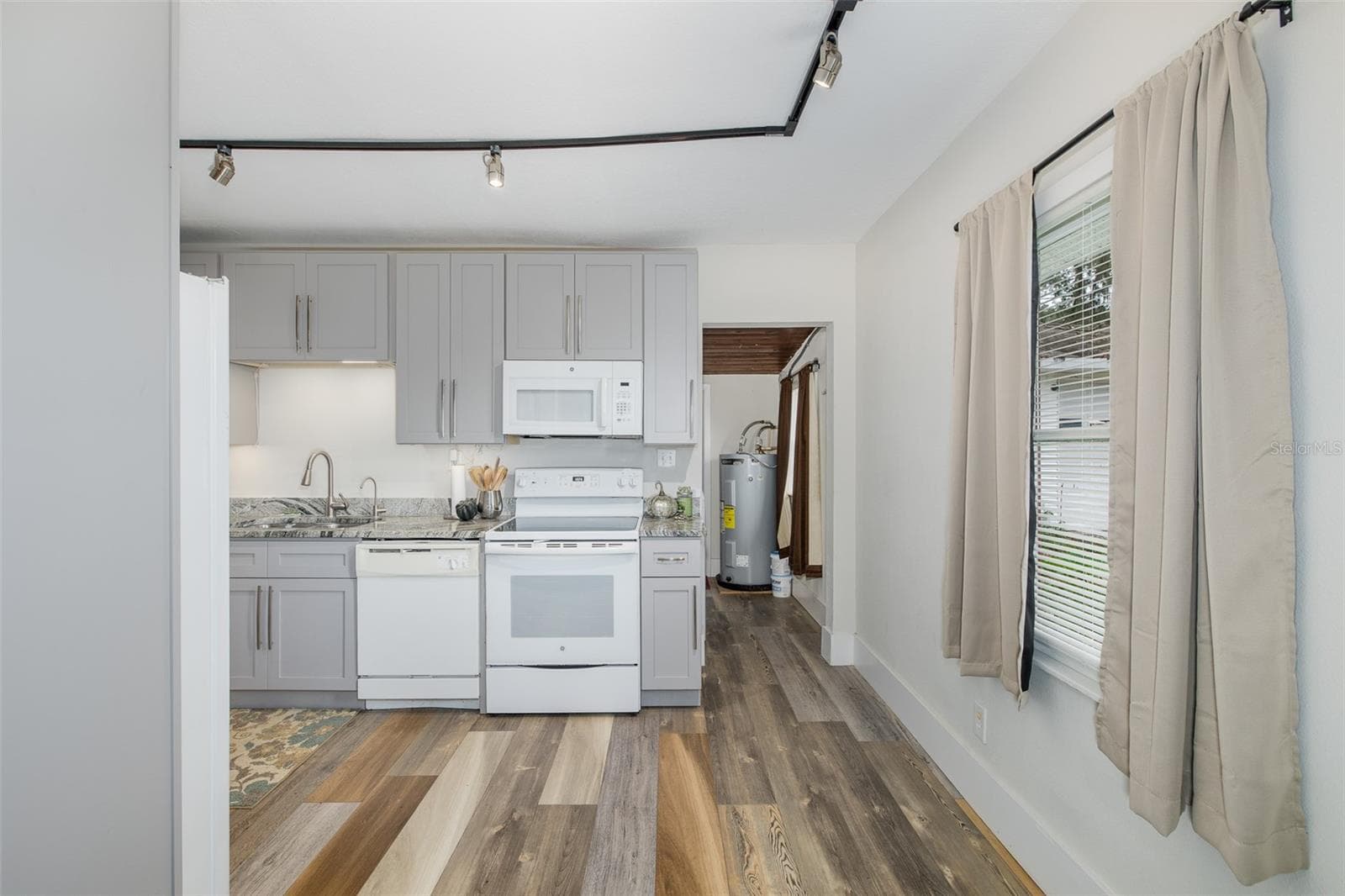 Single Family Residence at 1205 S MAIN ST, BROOKSVILLE, photo 15 of 50