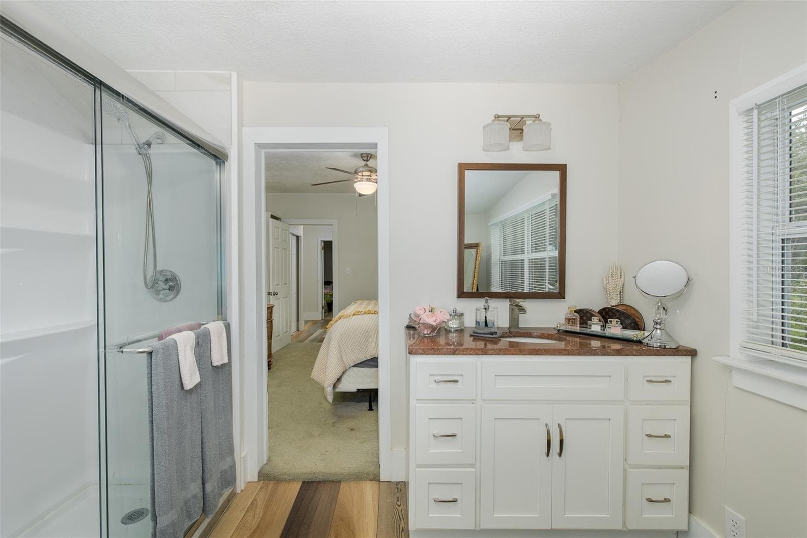 Primary Bathroom - 1205 S MAIN ST, BROOKSVILLE
