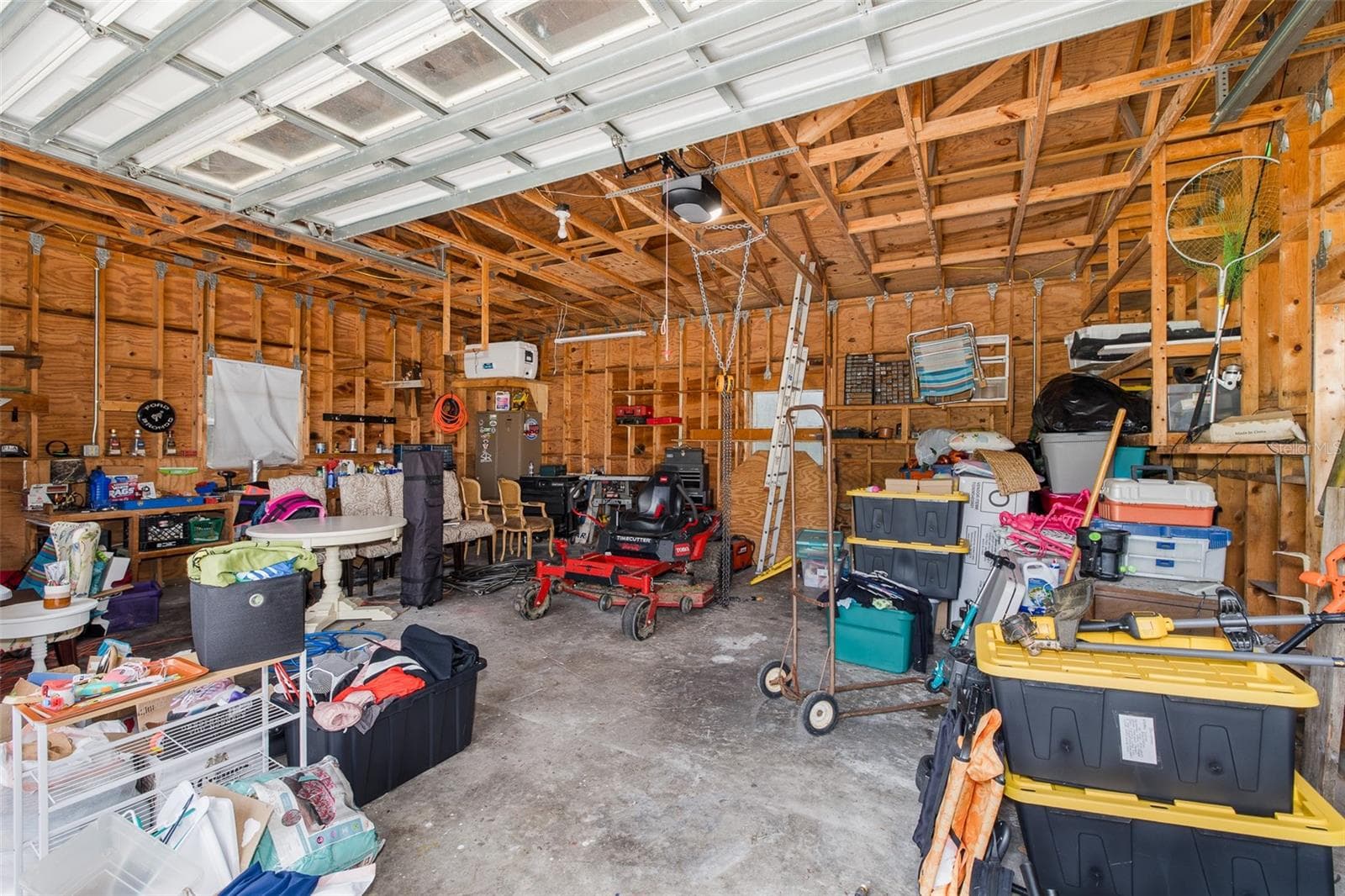 672 sq ft garage - 1205 S MAIN ST, BROOKSVILLE