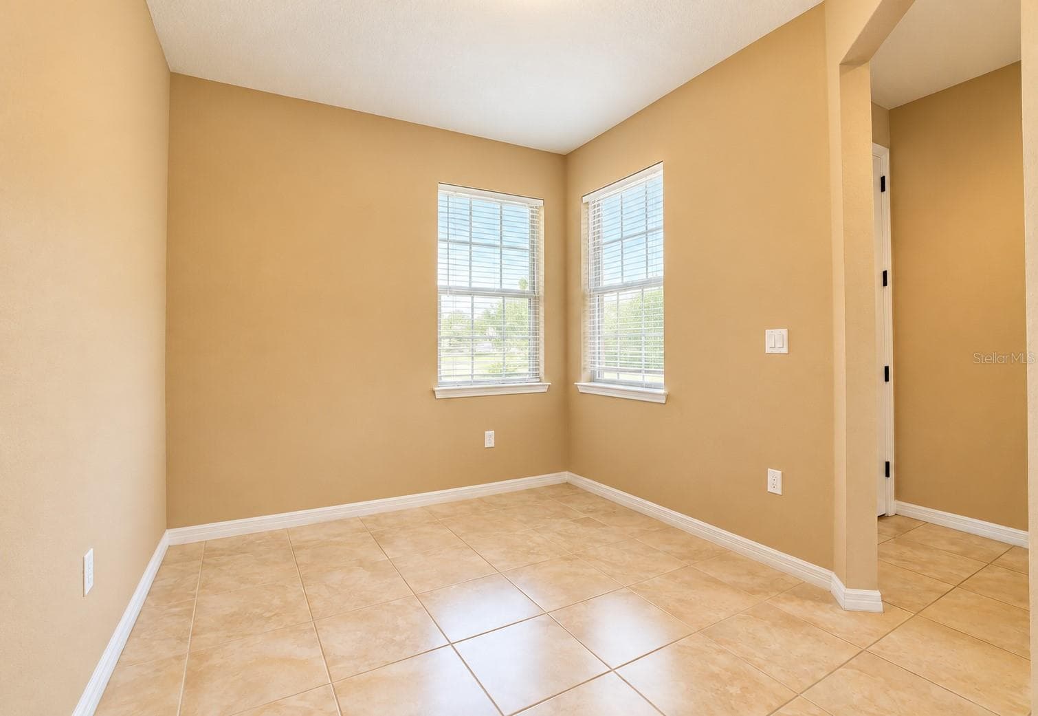 Den Area- As you enter the home - 120 MONTORO, DAVENPORT