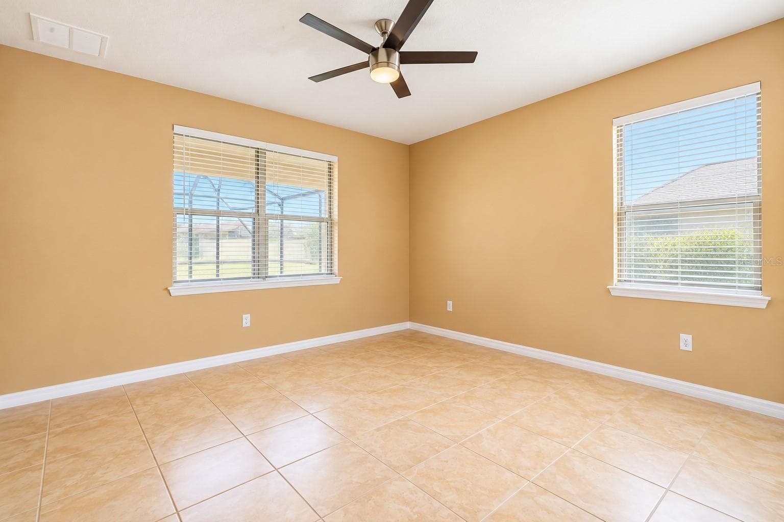 Single Family Residence at 120 MONTORO, DAVENPORT, photo 17 of 42