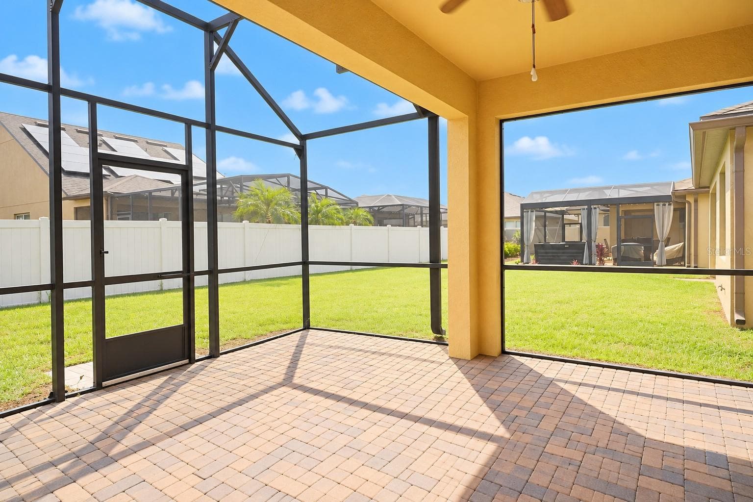 Extended Screened Porch - 120 MONTORO, DAVENPORT