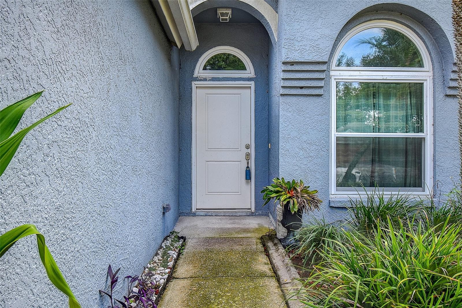 Home entrance - 1709 SCOTCH PINE DR, BRANDON