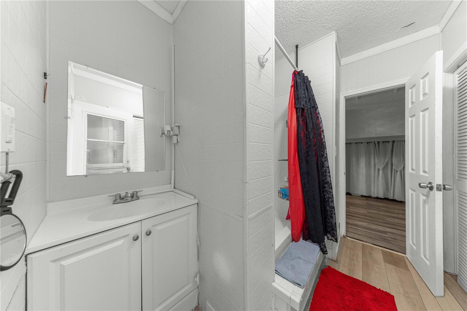 BATHROOM 3 - 1413 SE 36TH AVE, OCALA