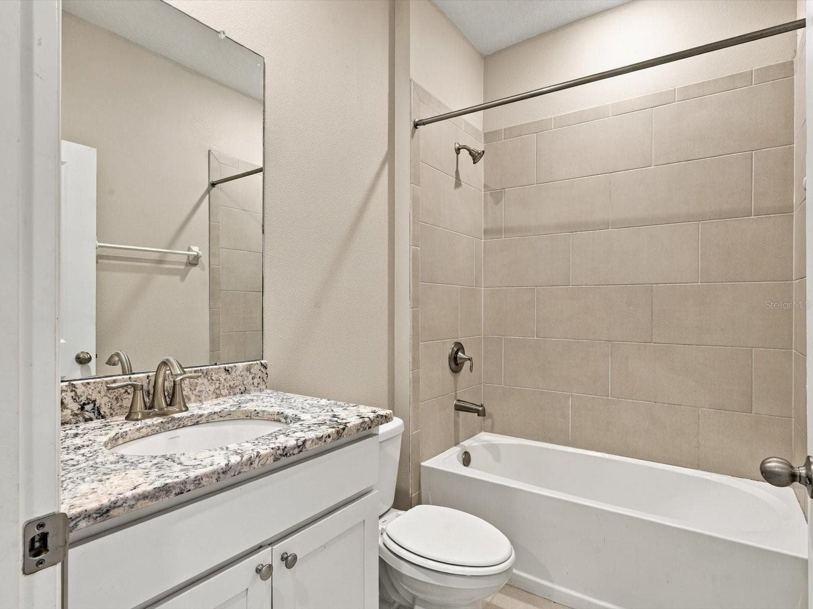 Single Family Residence at 17758 CANTARINA CV, LAKEWOOD RANCH, photo 31 of 51