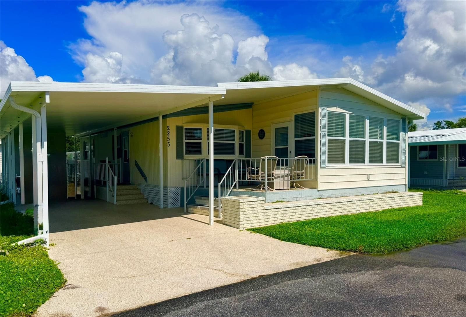 Manufactured Home at 2253 PIAZZA DR, SARASOTA, photo 2 of 31
