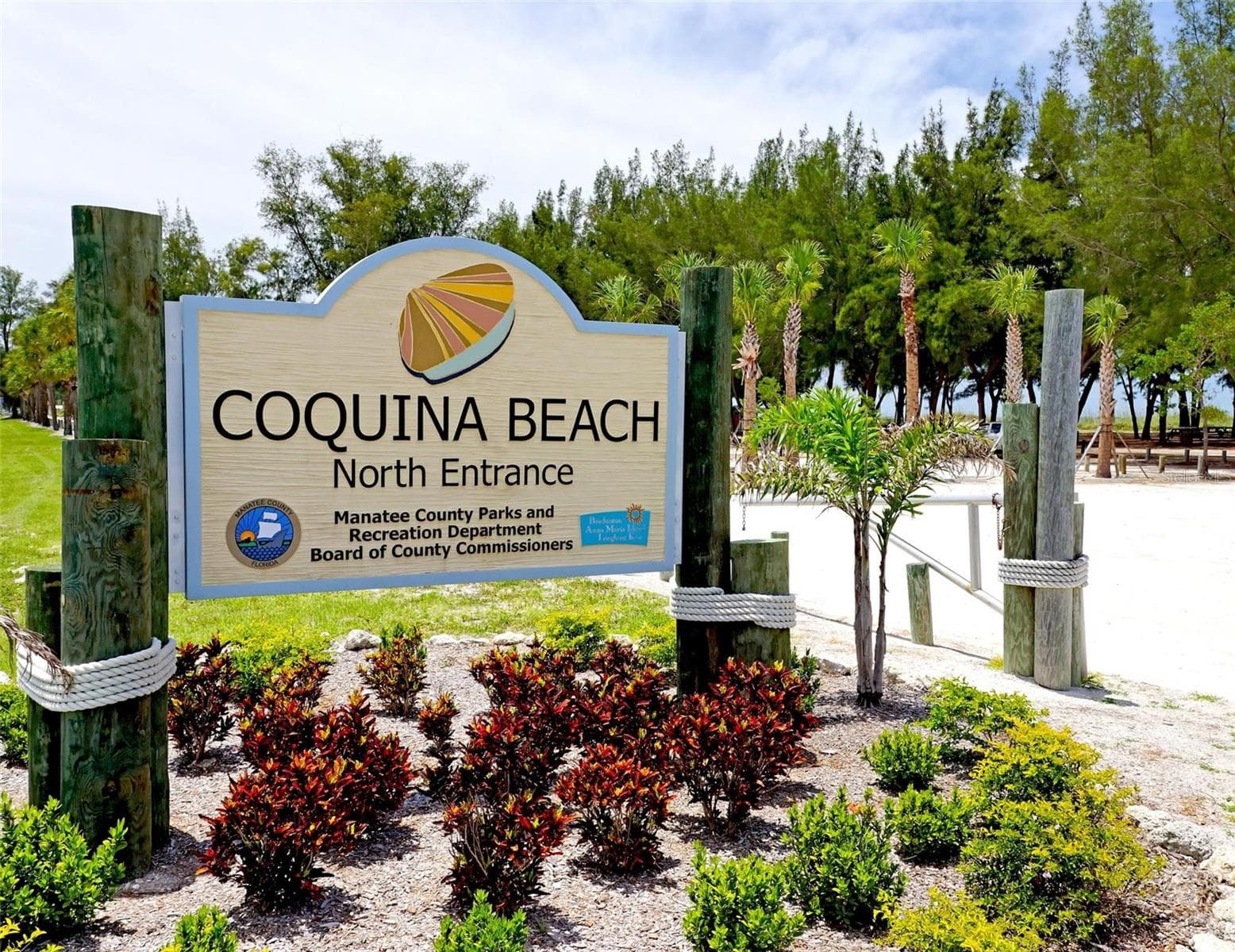 Coquina Beach, Restaurant & Bar. - 4907 CORAL BLVD, BRADENTON