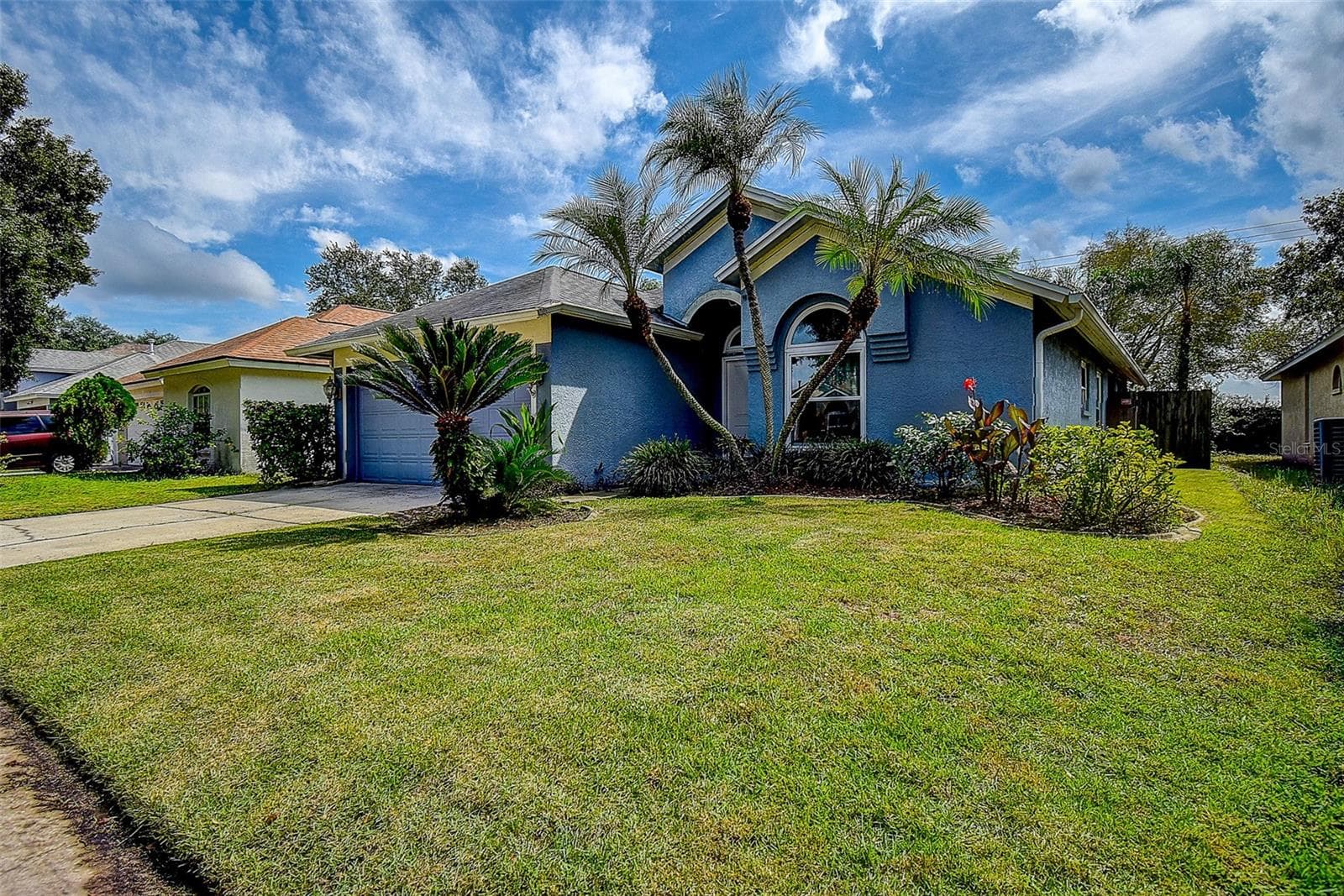 View from corner of property at street - 1709 SCOTCH PINE DR, BRANDON