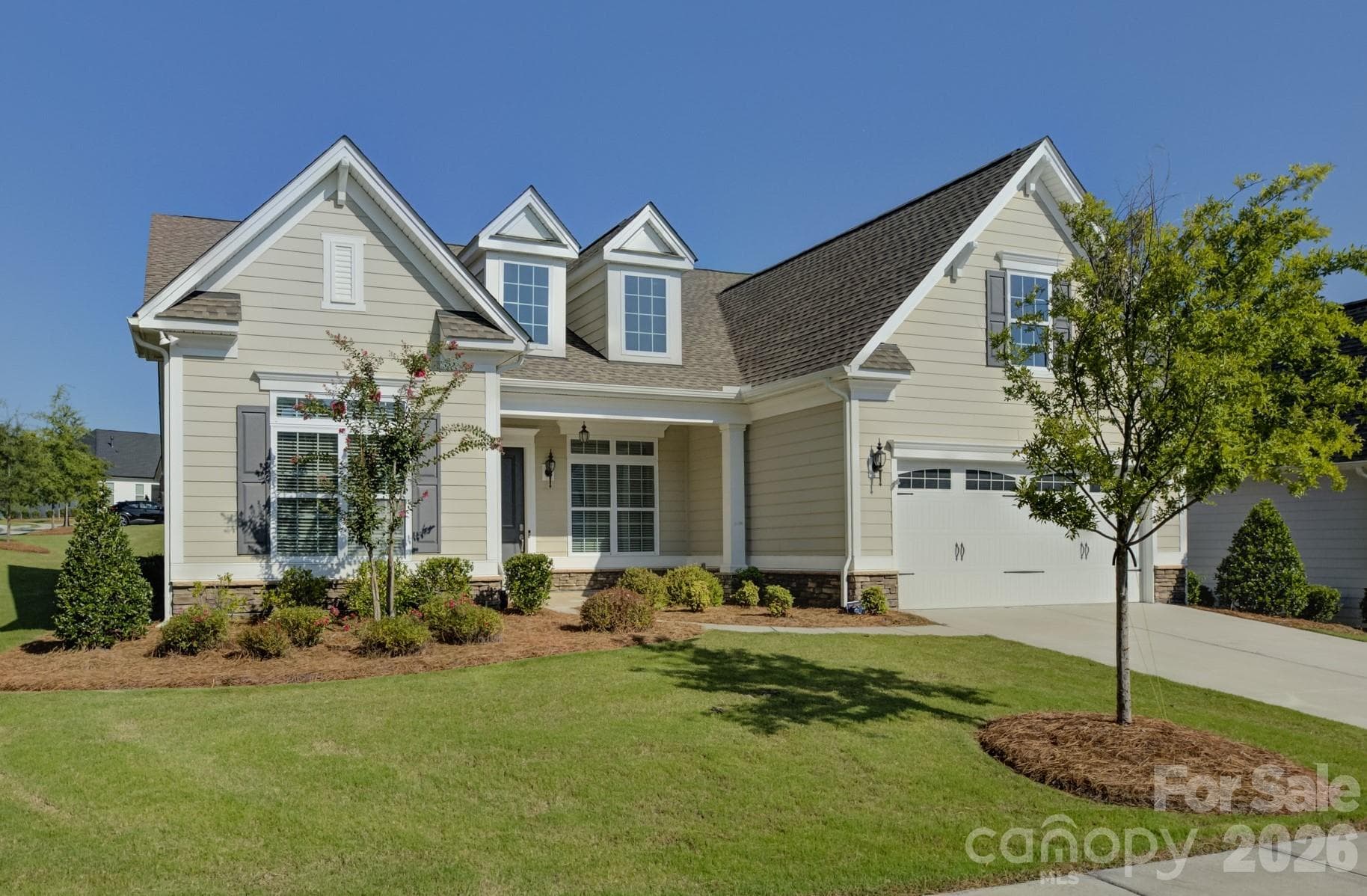 82105 Standing Oak Drive