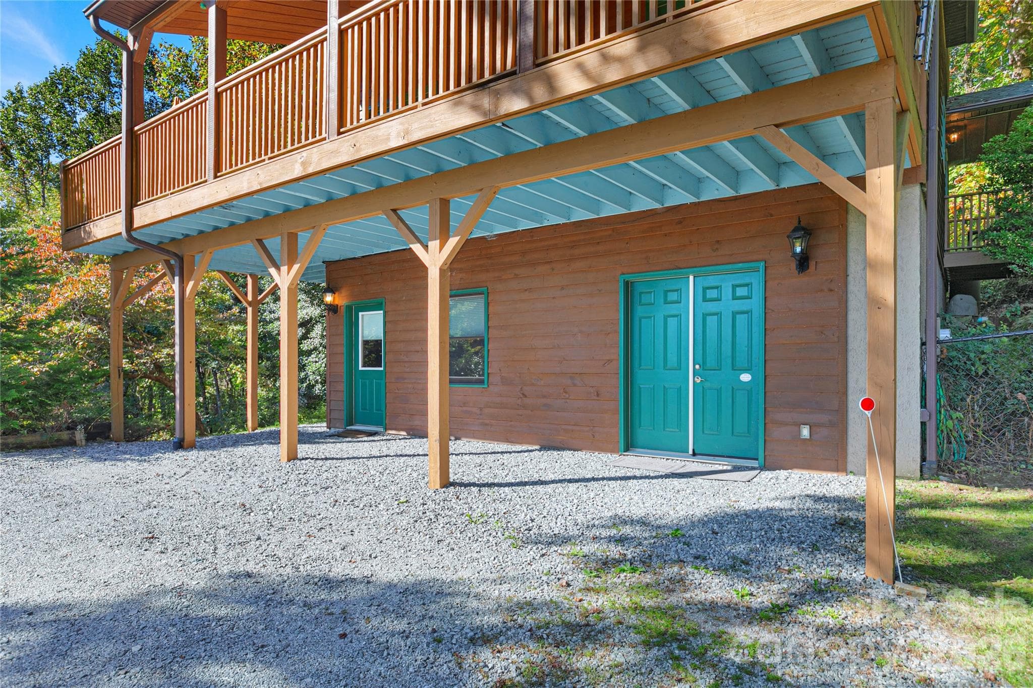 Single Family Residence at 373 Lynn Crest Drive, Brevard, photo 5 of 48