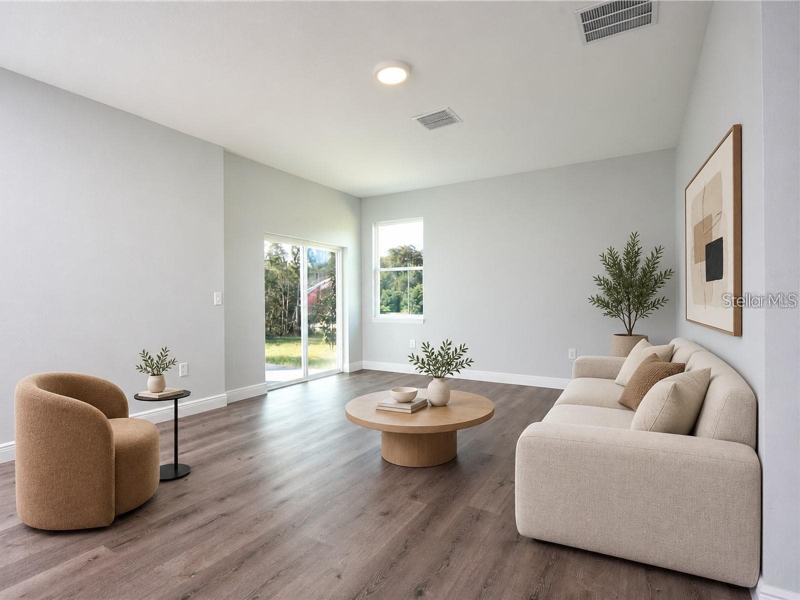 Virtually staged - 2433 AVENUE F NW, WINTER HAVEN