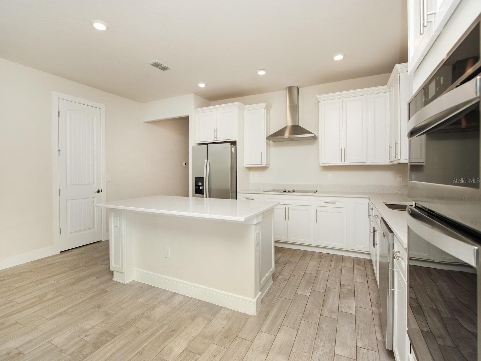Single Family Residence at 9715 BROWN BURROW ST, ORLANDO, photo 6 of 46