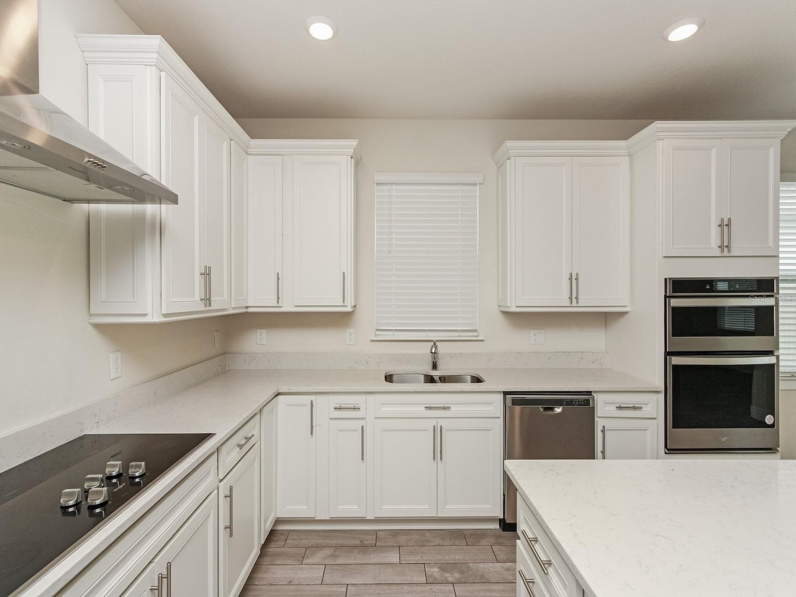 Single Family Residence at 9715 BROWN BURROW ST, ORLANDO, photo 9 of 46
