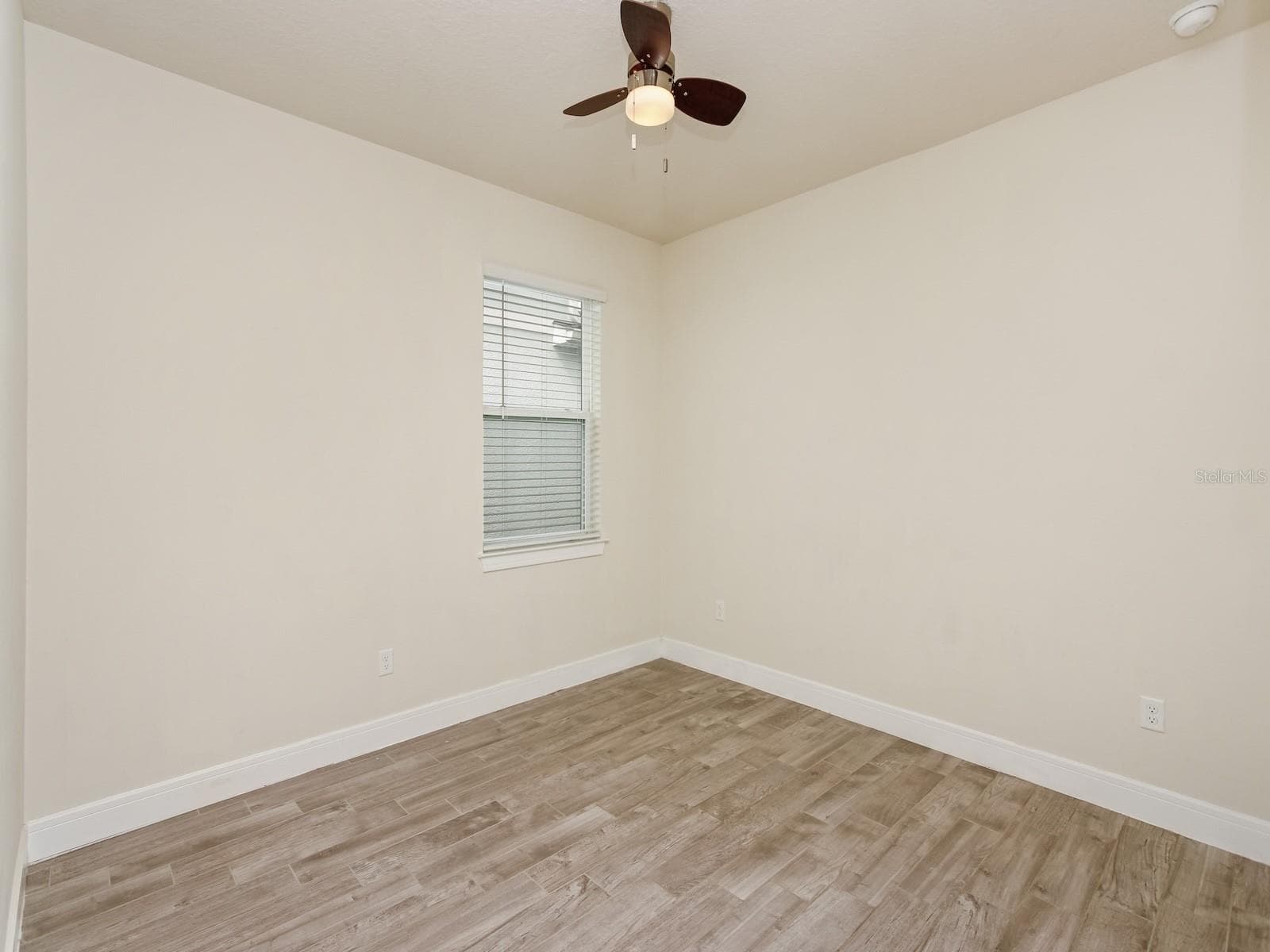 Single Family Residence at 9715 BROWN BURROW ST, ORLANDO, photo 27 of 46