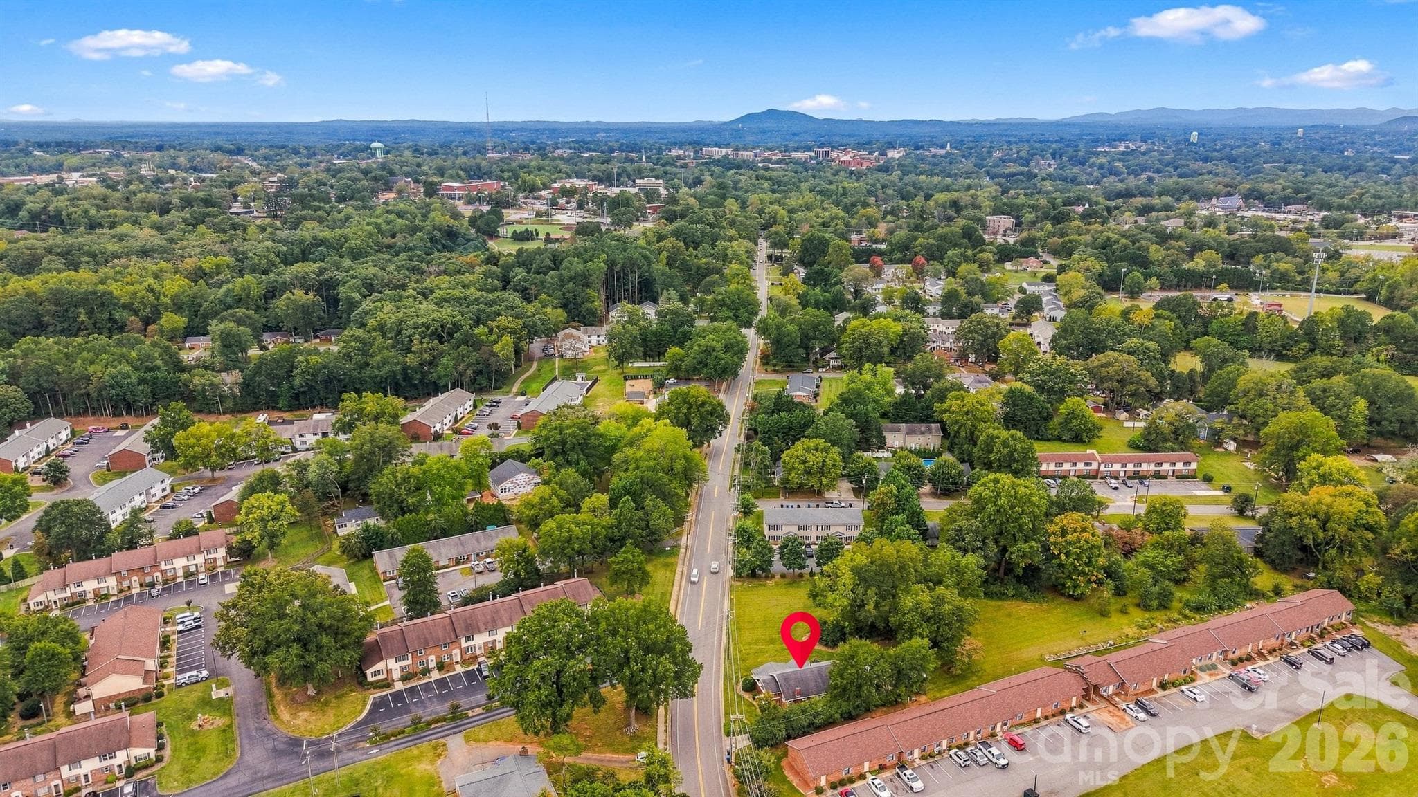Perfect location - 1339 5th Street NE, Hickory