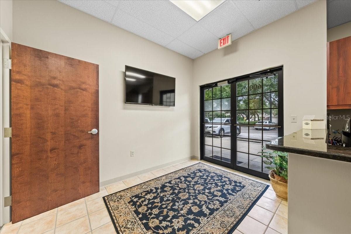 Entry Reception - 8222 118TH AVE #600, LARGO