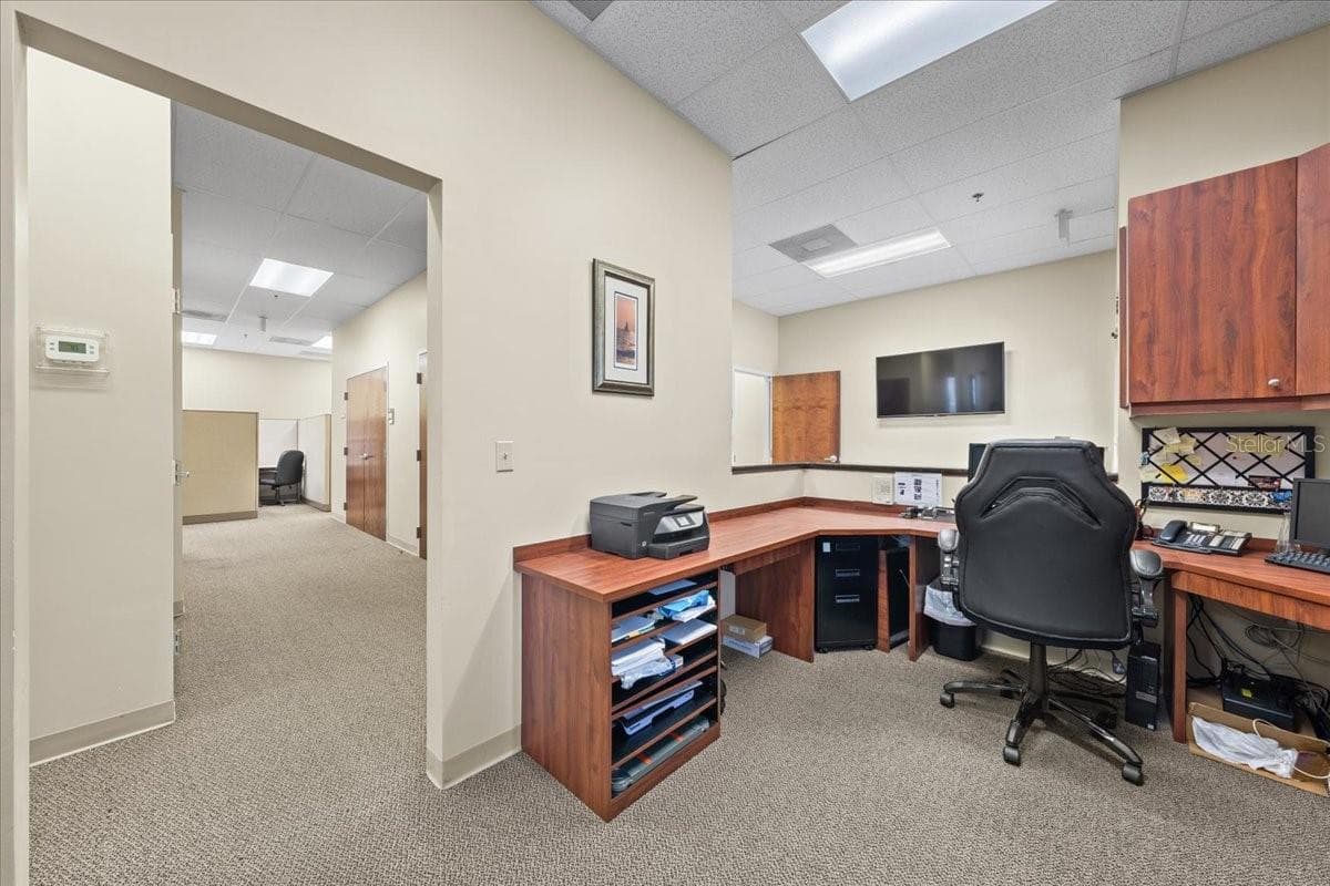 rear view reception area - 8222 118TH AVE #600, LARGO