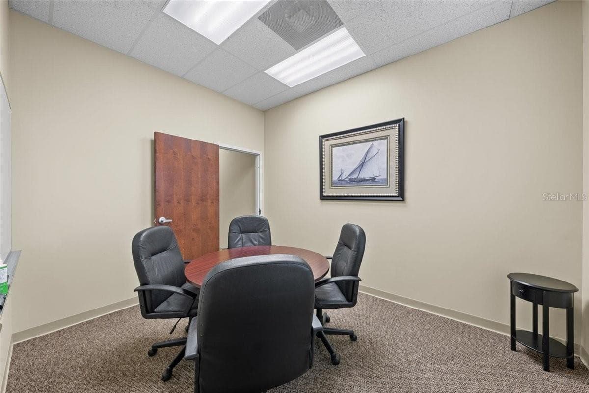break room seating area - 8222 118TH AVE #600, LARGO