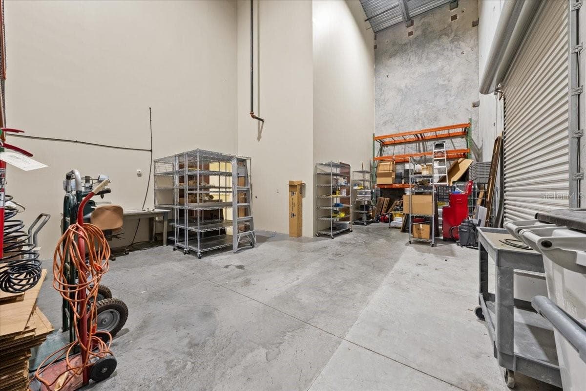 same warehouse with 24' ceiling height and firesprinkler system - 8222 118TH AVE #600, LARGO
