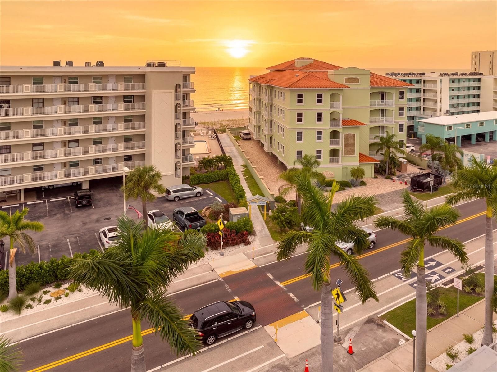 Condo - Hotel at 19417 GULF BLVD #D206, INDIAN SHORES, photo 5 of 27