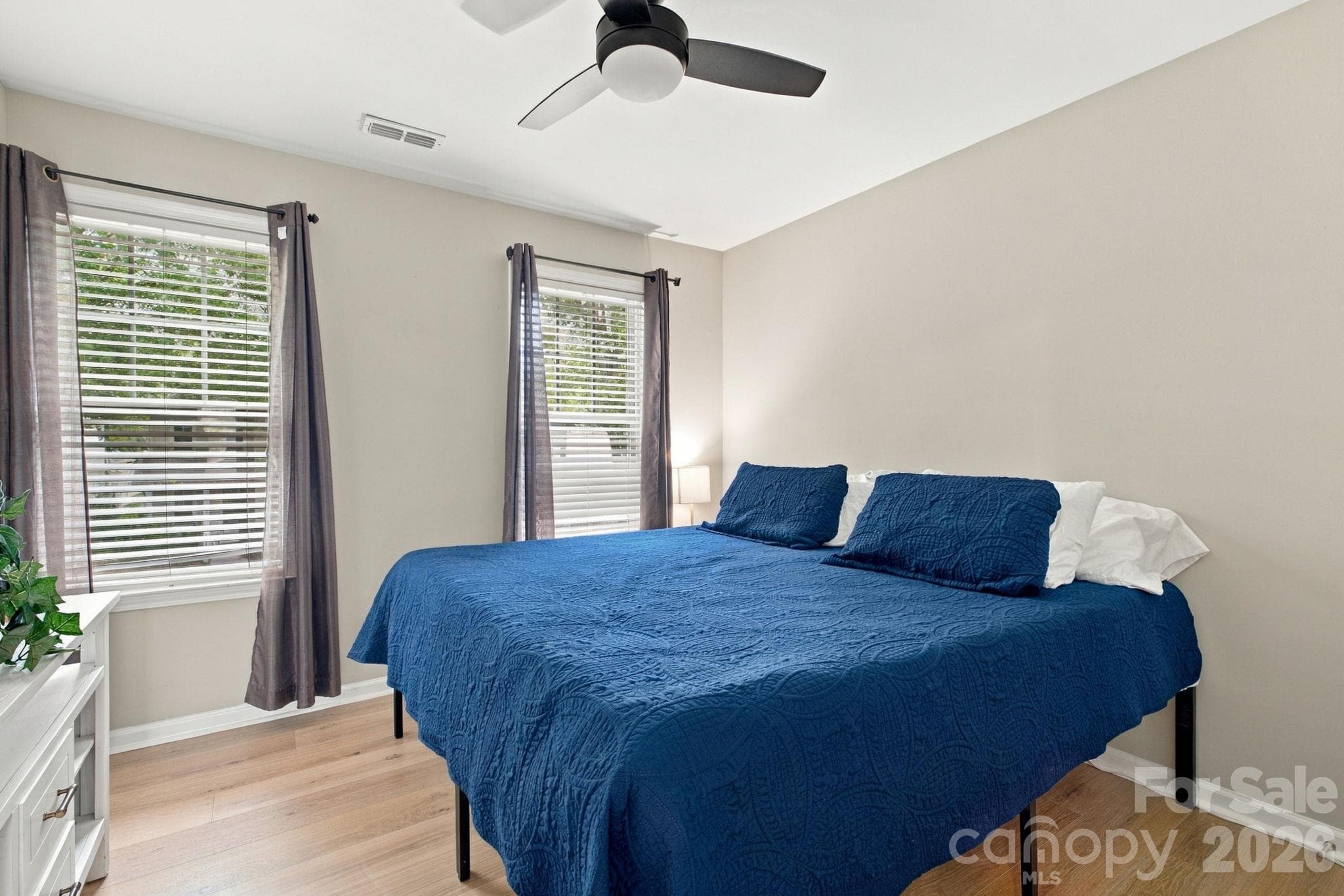 Single Family Residence at 10048 Switchyard Drive, Cornelius, photo 23 of 36