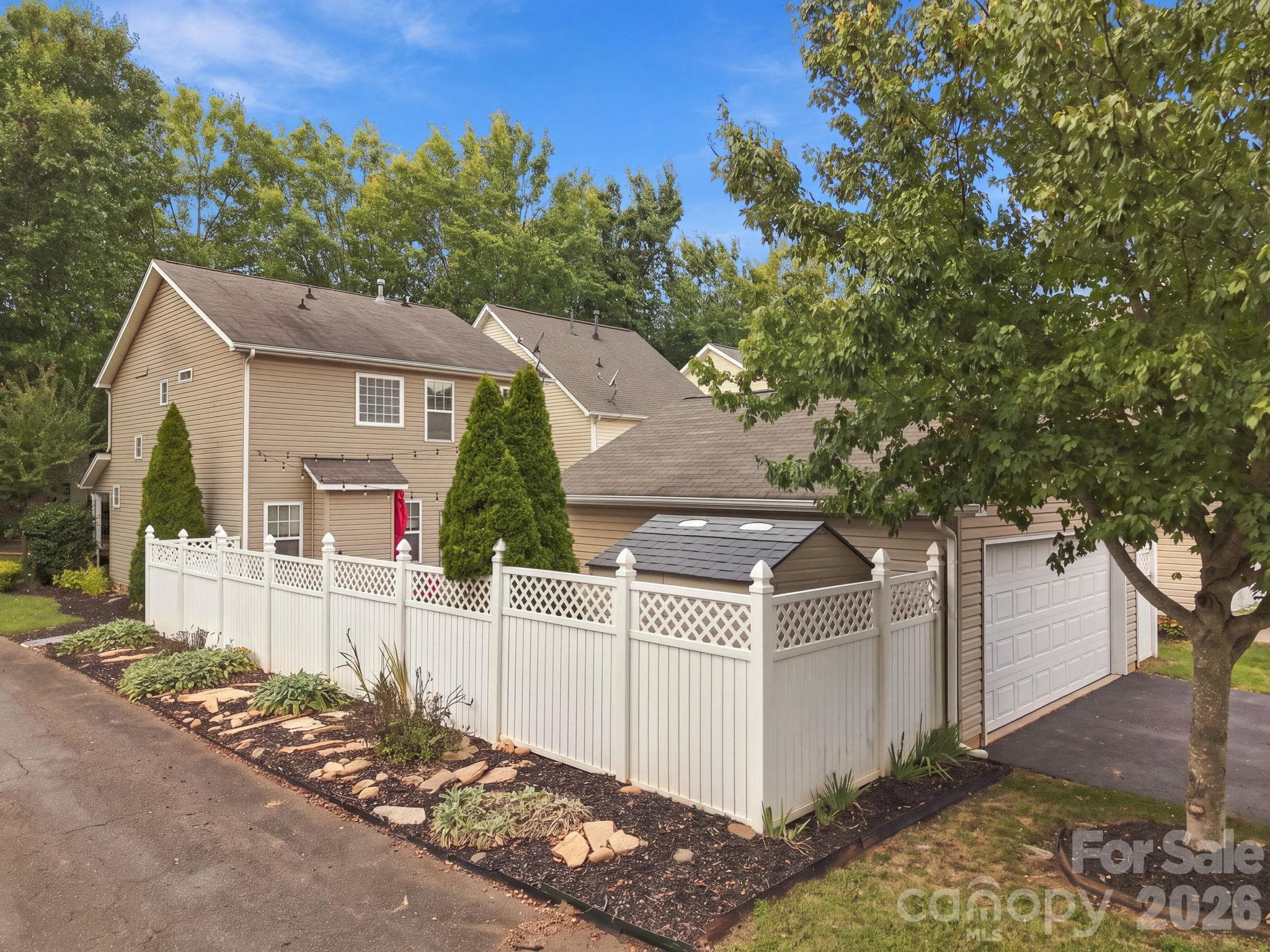 Single Family Residence at 10048 Switchyard Drive, Cornelius, photo 30 of 36