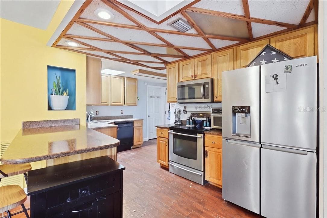 Single Family Residence at 360 S Inglis AVE, INGLIS FL 34449, photo 27 of 52