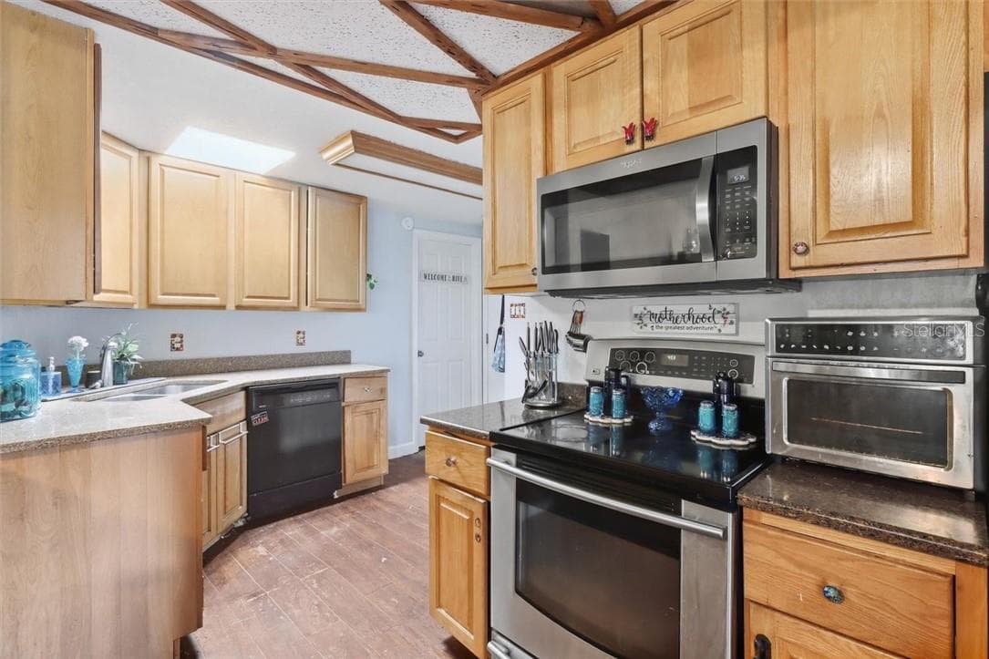 Single Family Residence at 360 S Inglis AVE, INGLIS FL 34449, photo 28 of 52