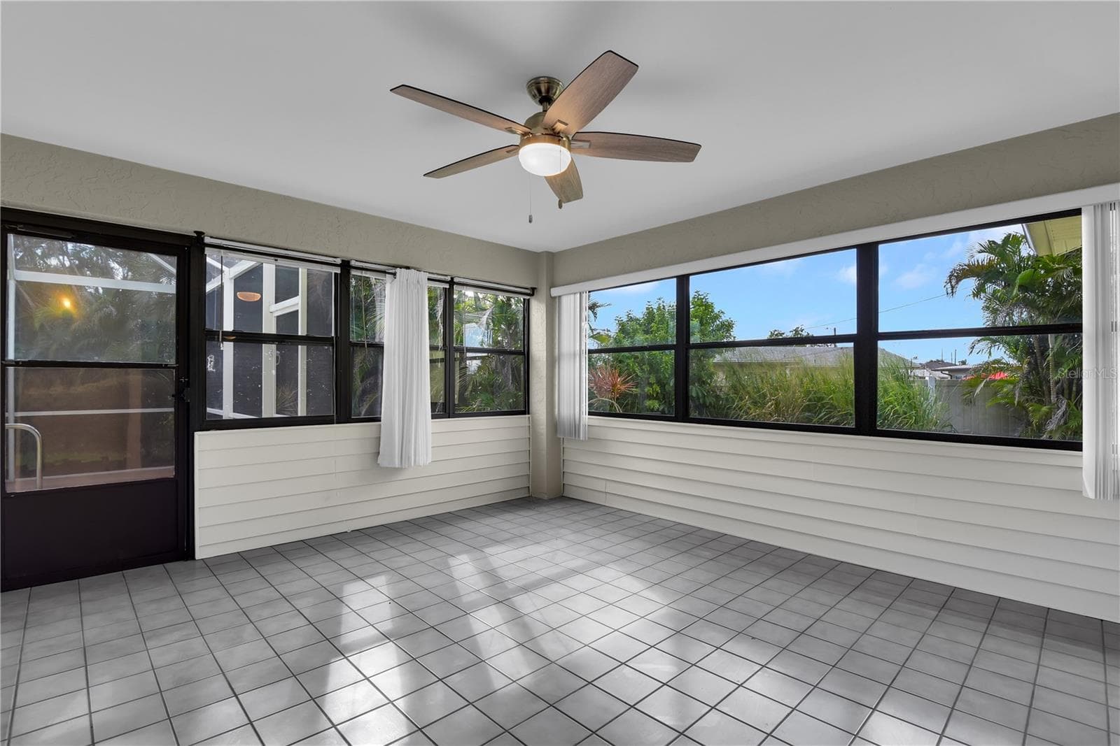 4838 sunroom - 4836-4838 MARINE DR, CAPE CORAL