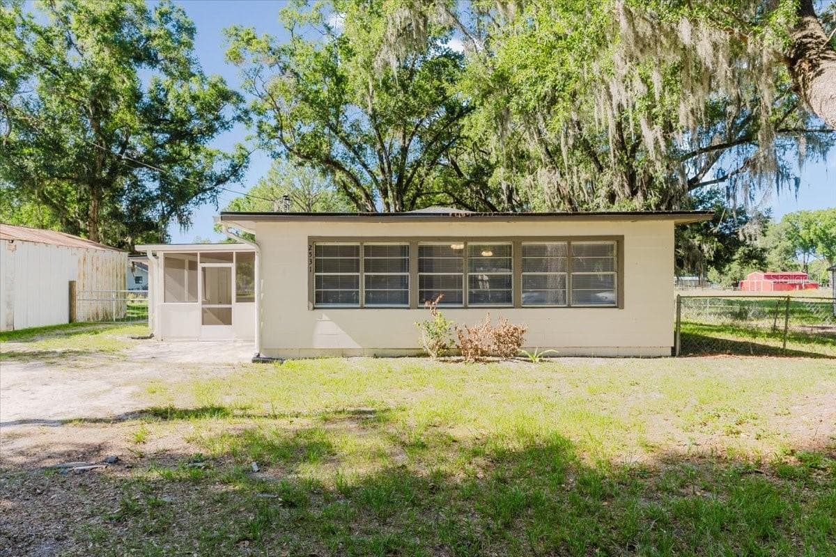 Single Family Residence at 2531 HEBB RD, AUBURNDALE, photo 2 of 31