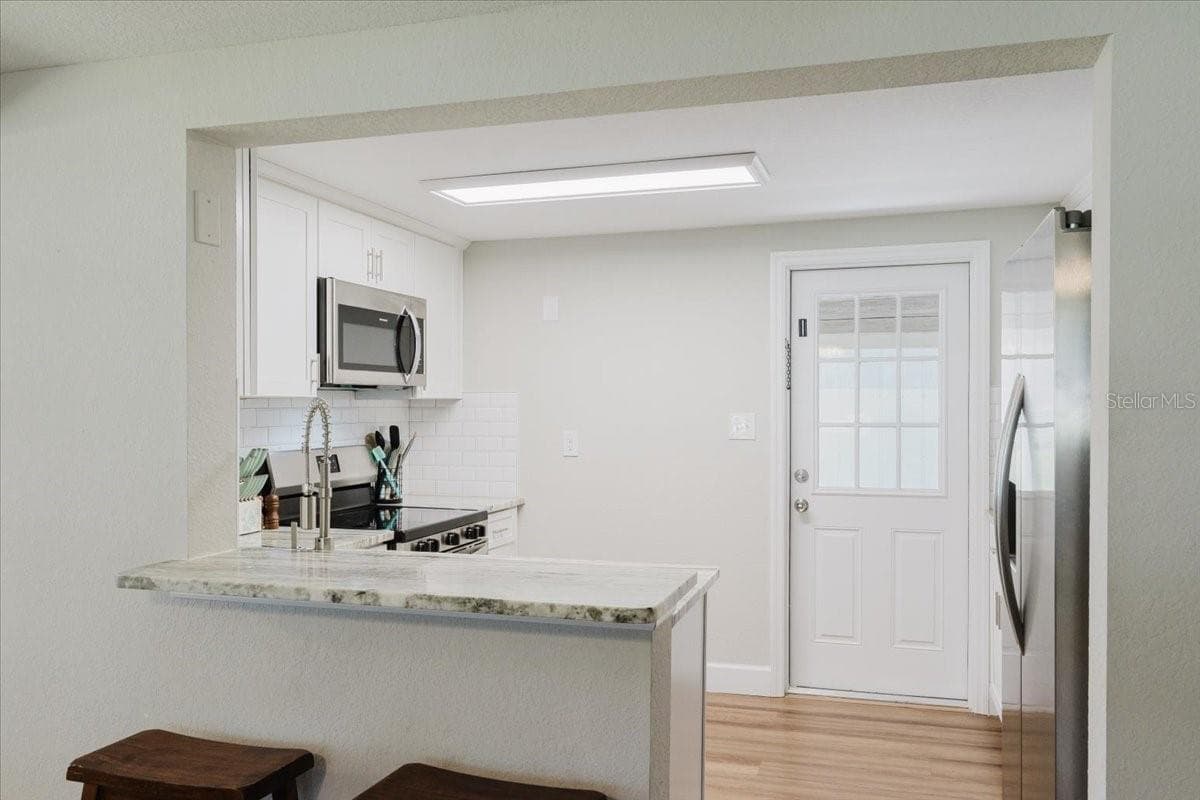 Single Family Residence at 2531 HEBB RD, AUBURNDALE, photo 13 of 31