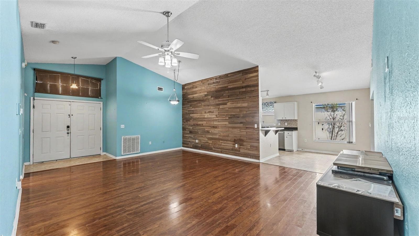 Single Family Residence at 1793 GREY FOX DR, LAKELAND, photo 6 of 39