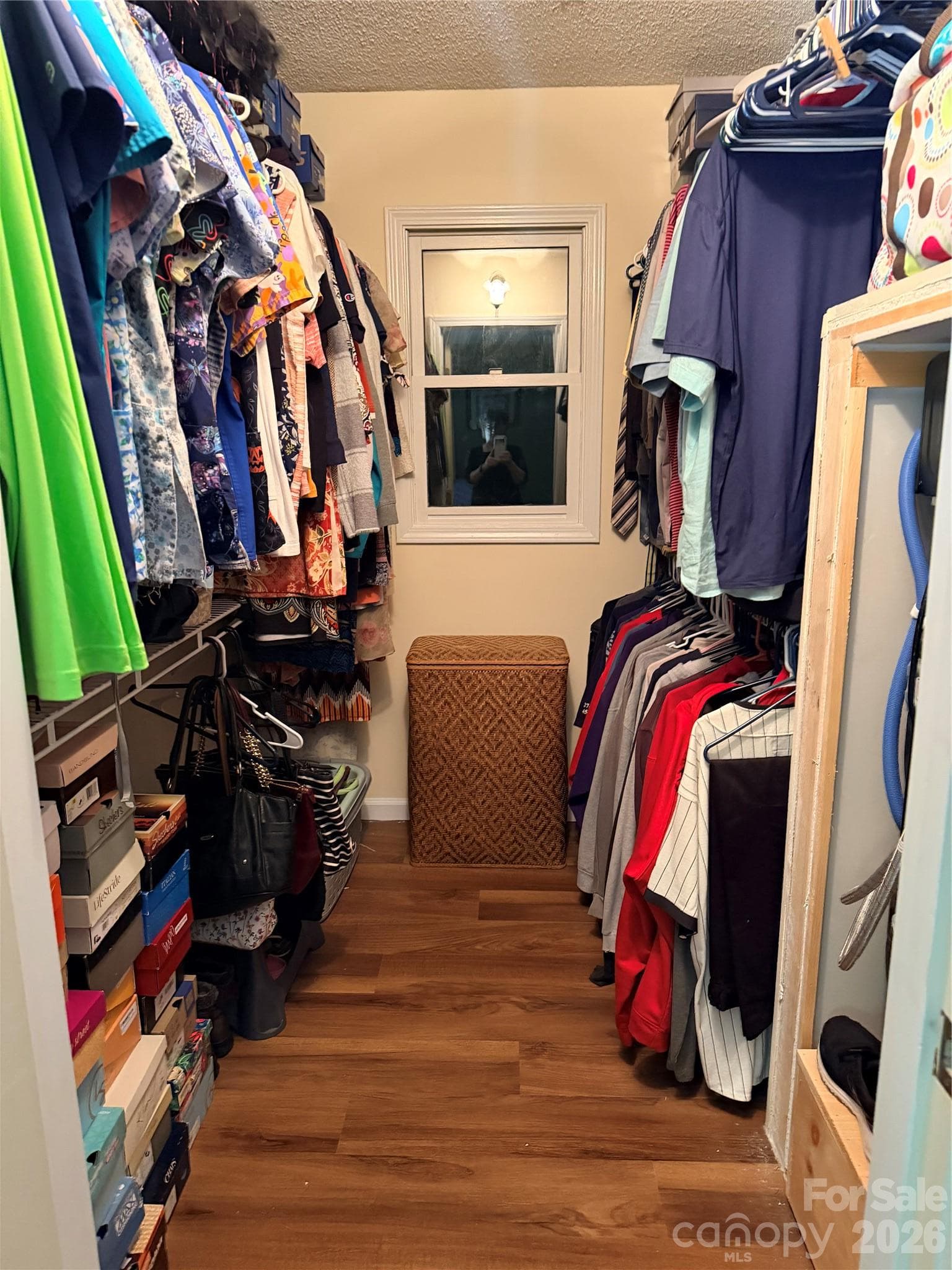 Master closet - 2911 Middleton Place, Hendersonville
