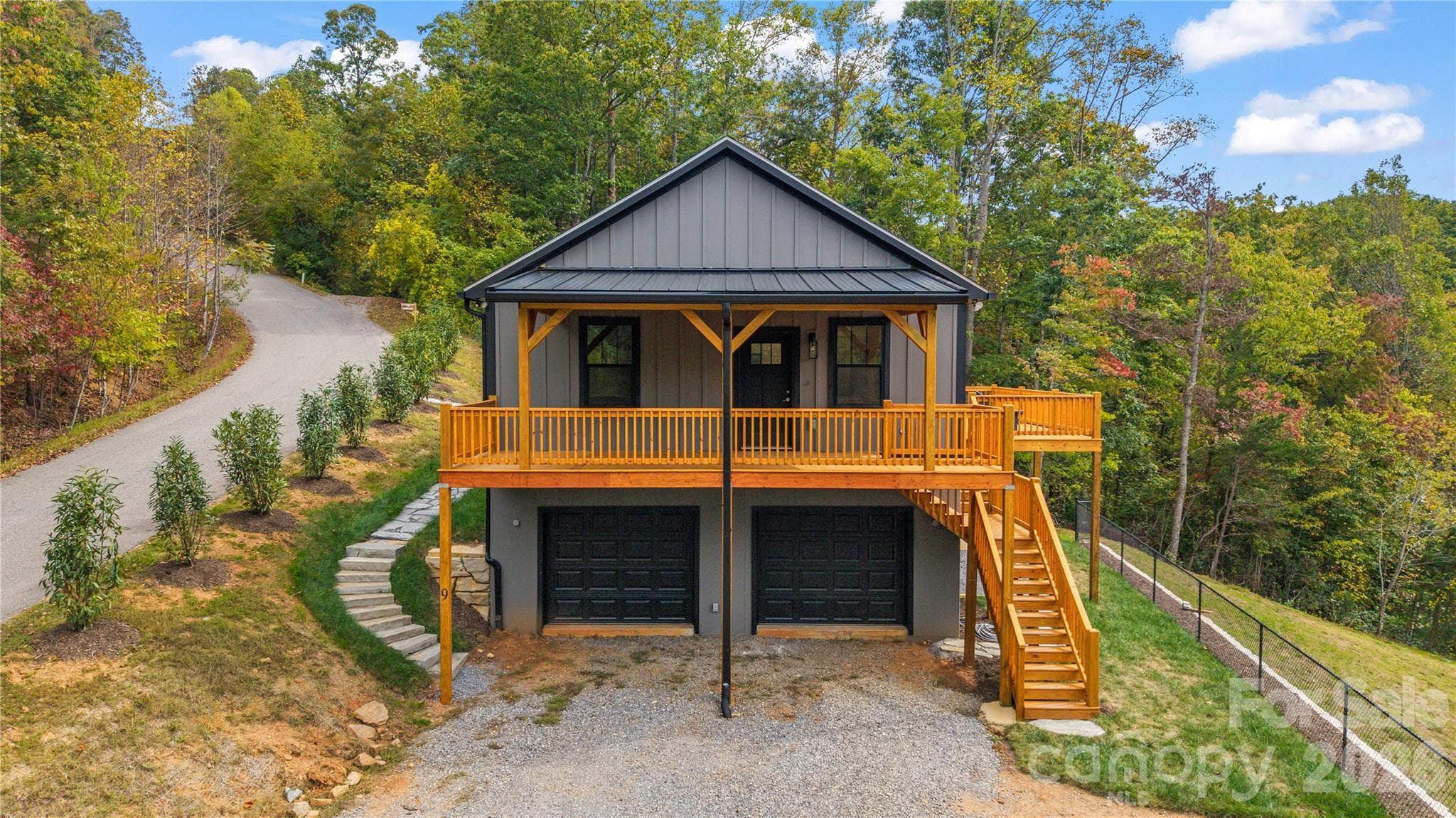 Two car garage - 9 Nellie Bell Lane, Swannanoa