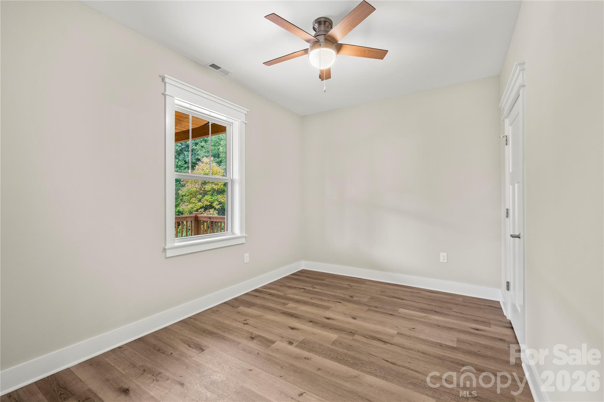 Second bedroom on main - 9 Nellie Bell Lane, Swannanoa