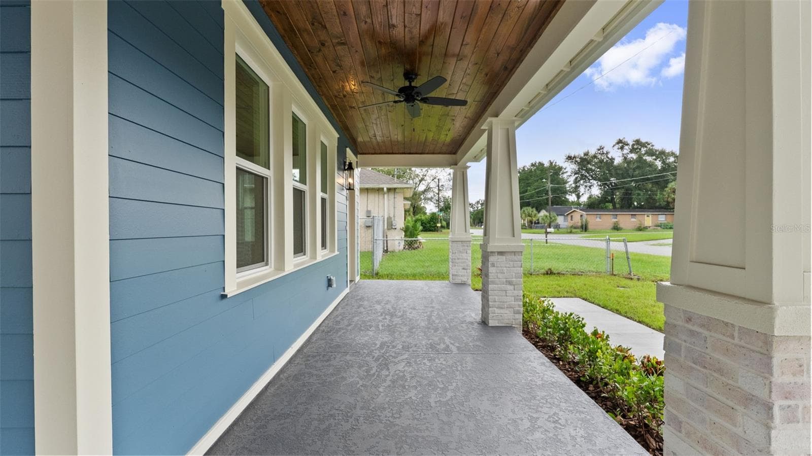 Single Family Residence at 1910 E GENESEE ST, TAMPA, photo 14 of 61