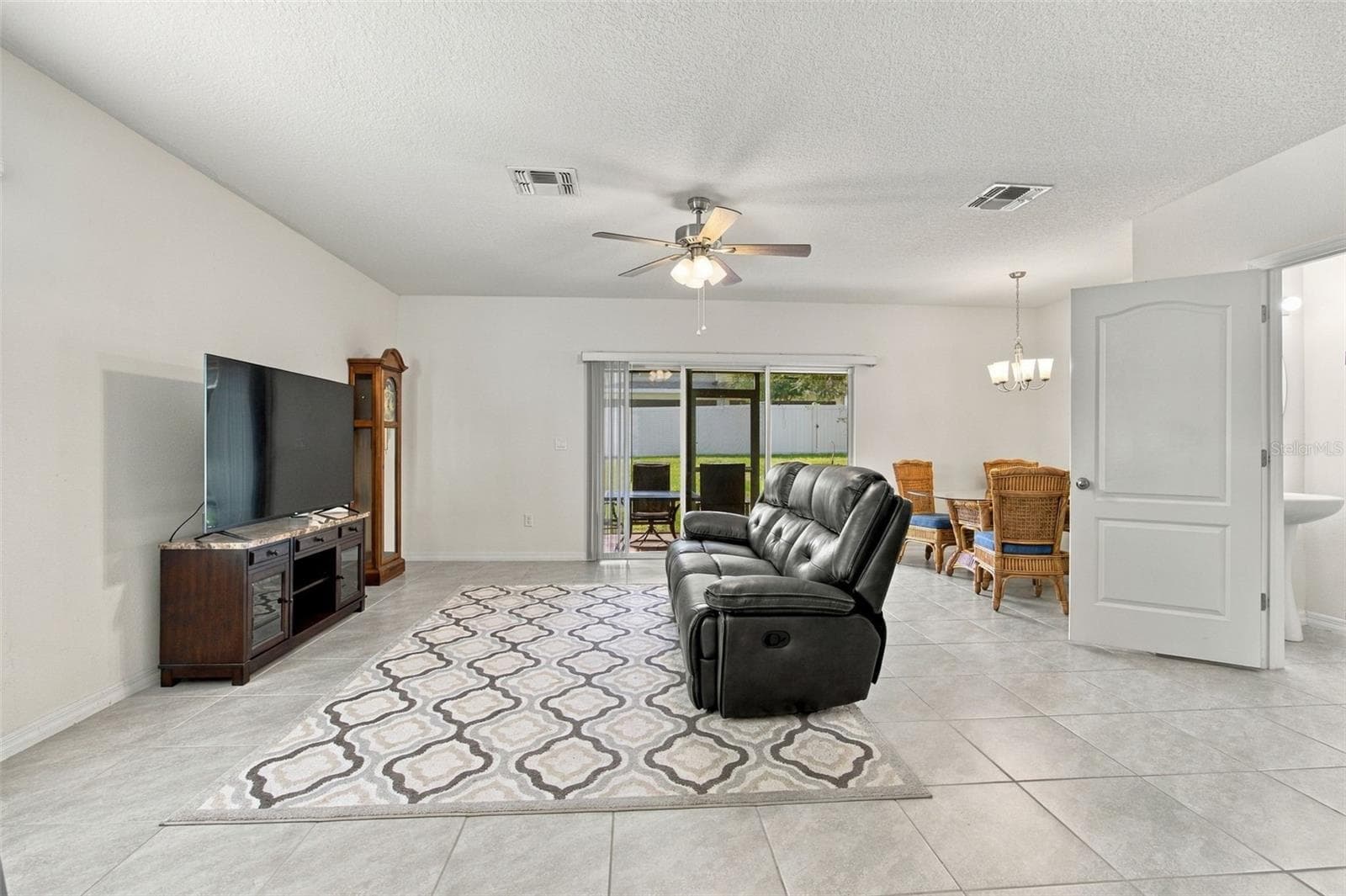 Townhouse at 9012 CARLOTTA WAY, KISSIMMEE, photo 5 of 31