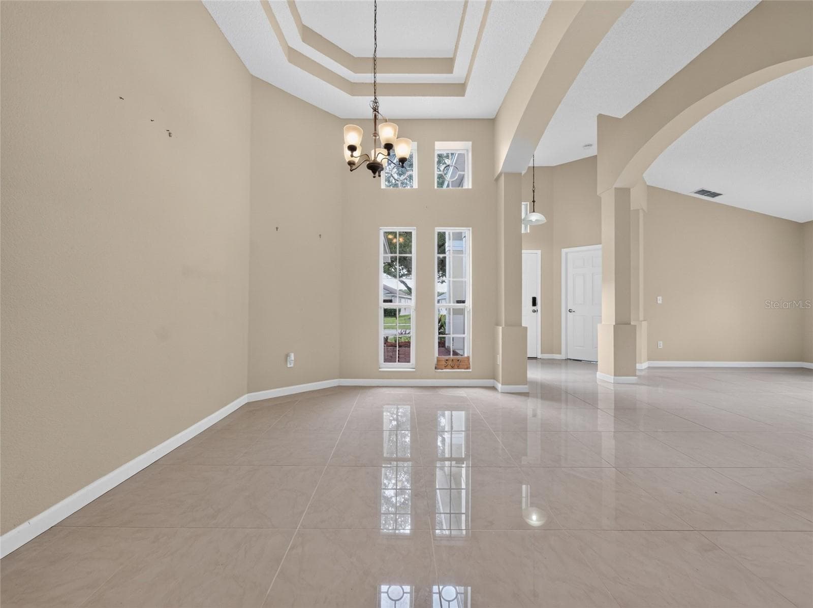 Single Family Residence at 507 CANARY ISLAND CT, ORLANDO, photo 8 of 42