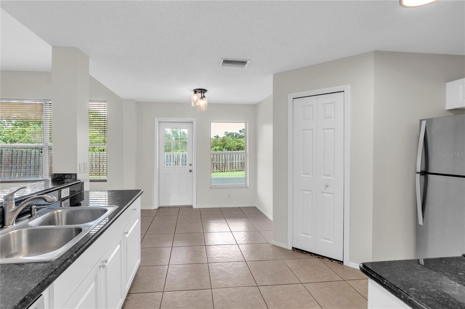 Eat-In Kitchen Area - 11779 SHIRBURN CIR, PARRISH
