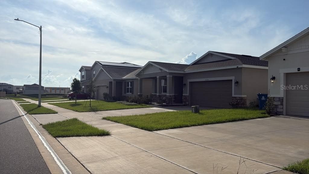 Single Family Residence at 3575 DAHLIA DR, HAINES CITY, photo 2 of 3