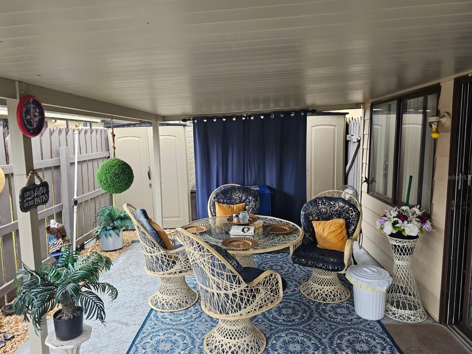 Covered back porch - 5036 SE 107TH PL, BELLEVIEW