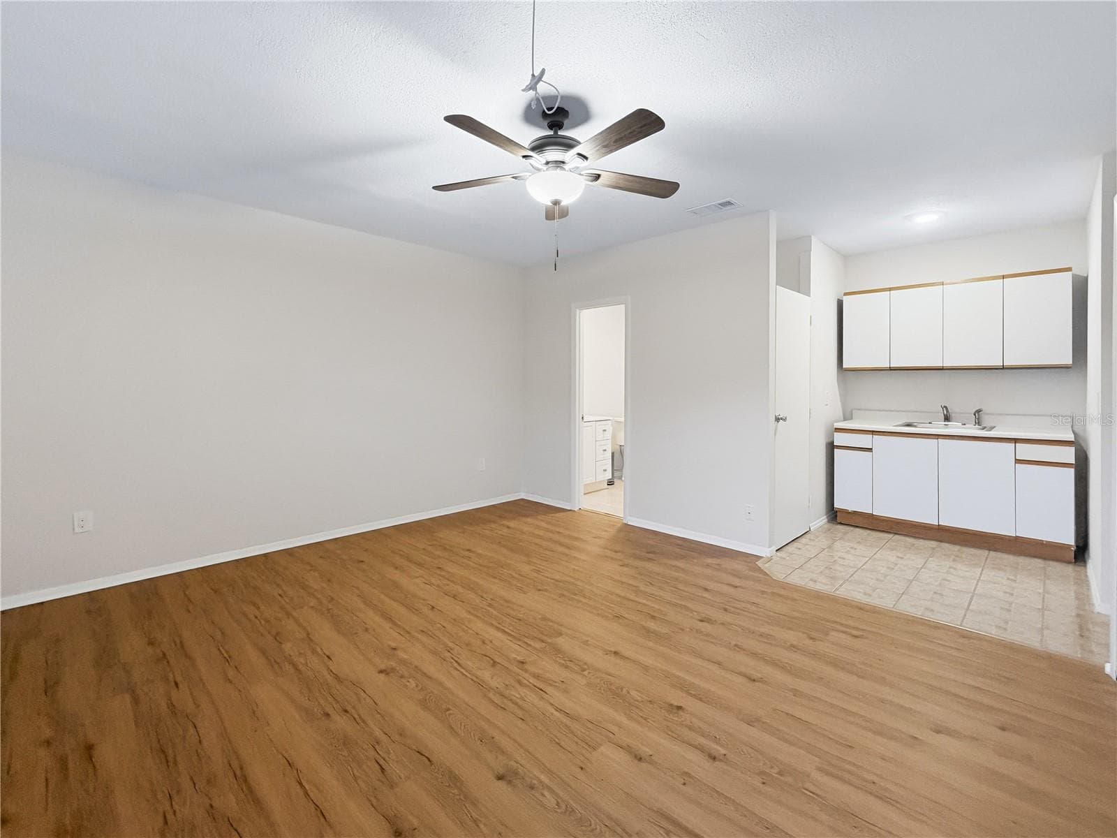 Studio Kitchenet - 2658 CERAM AVE, ORLANDO