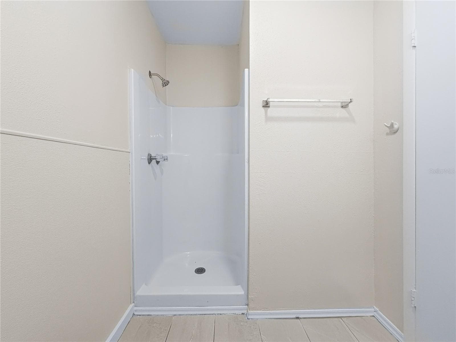 Studio Bathroom - 2658 CERAM AVE, ORLANDO