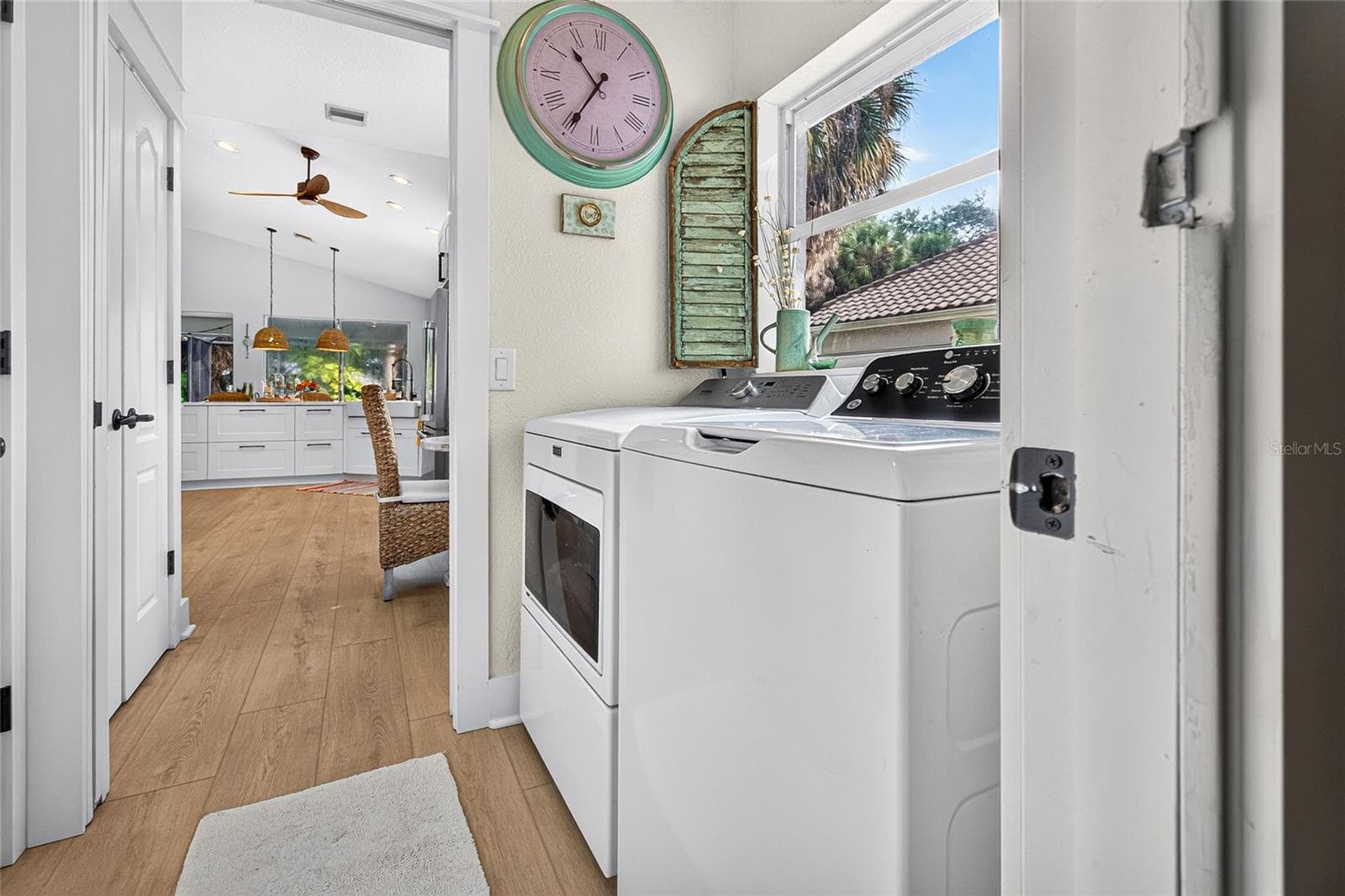 Laundry Room - 836 CONNEMARA CIR, VENICE