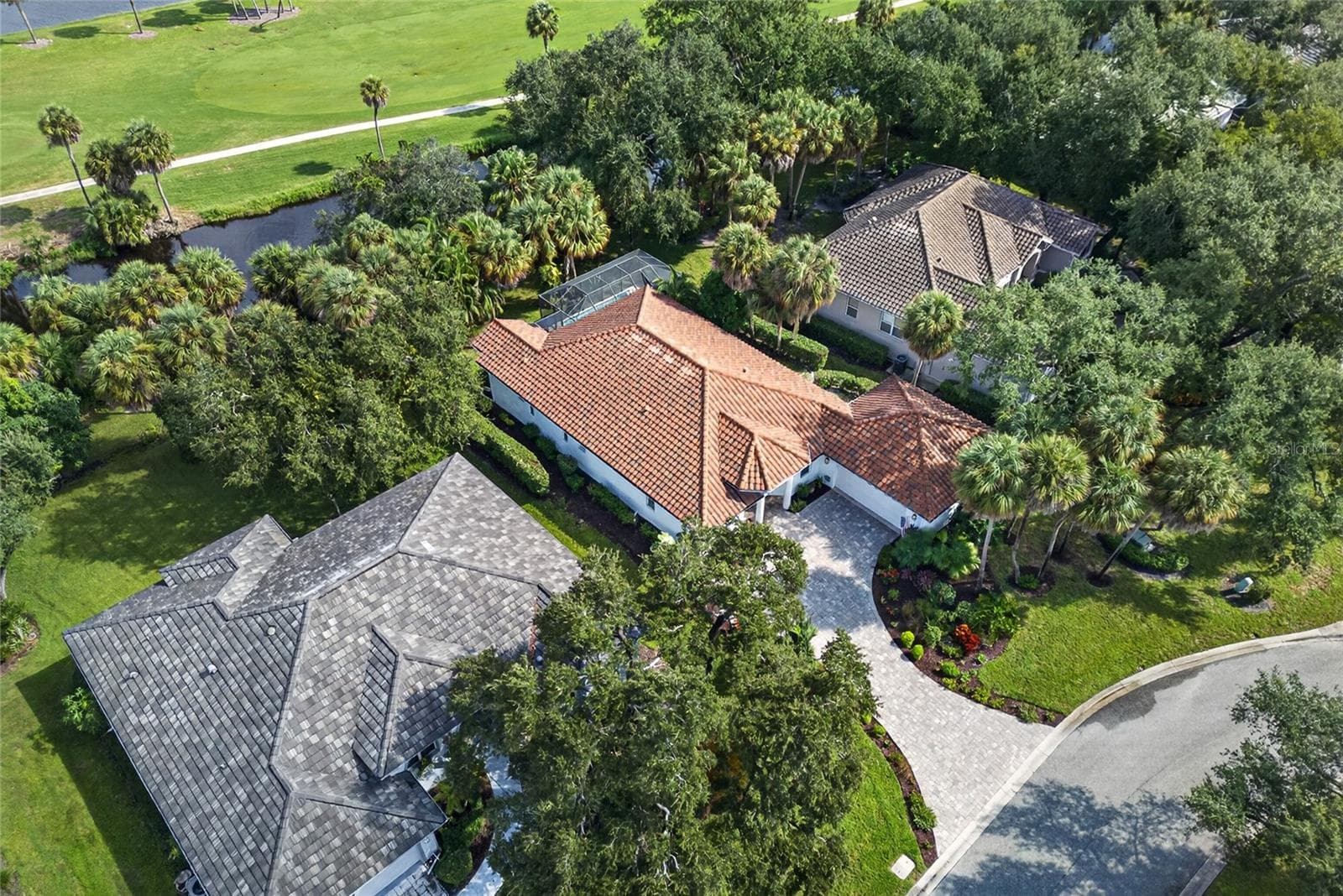 Single Family Residence at 836 CONNEMARA CIR, VENICE, photo 26 of 88