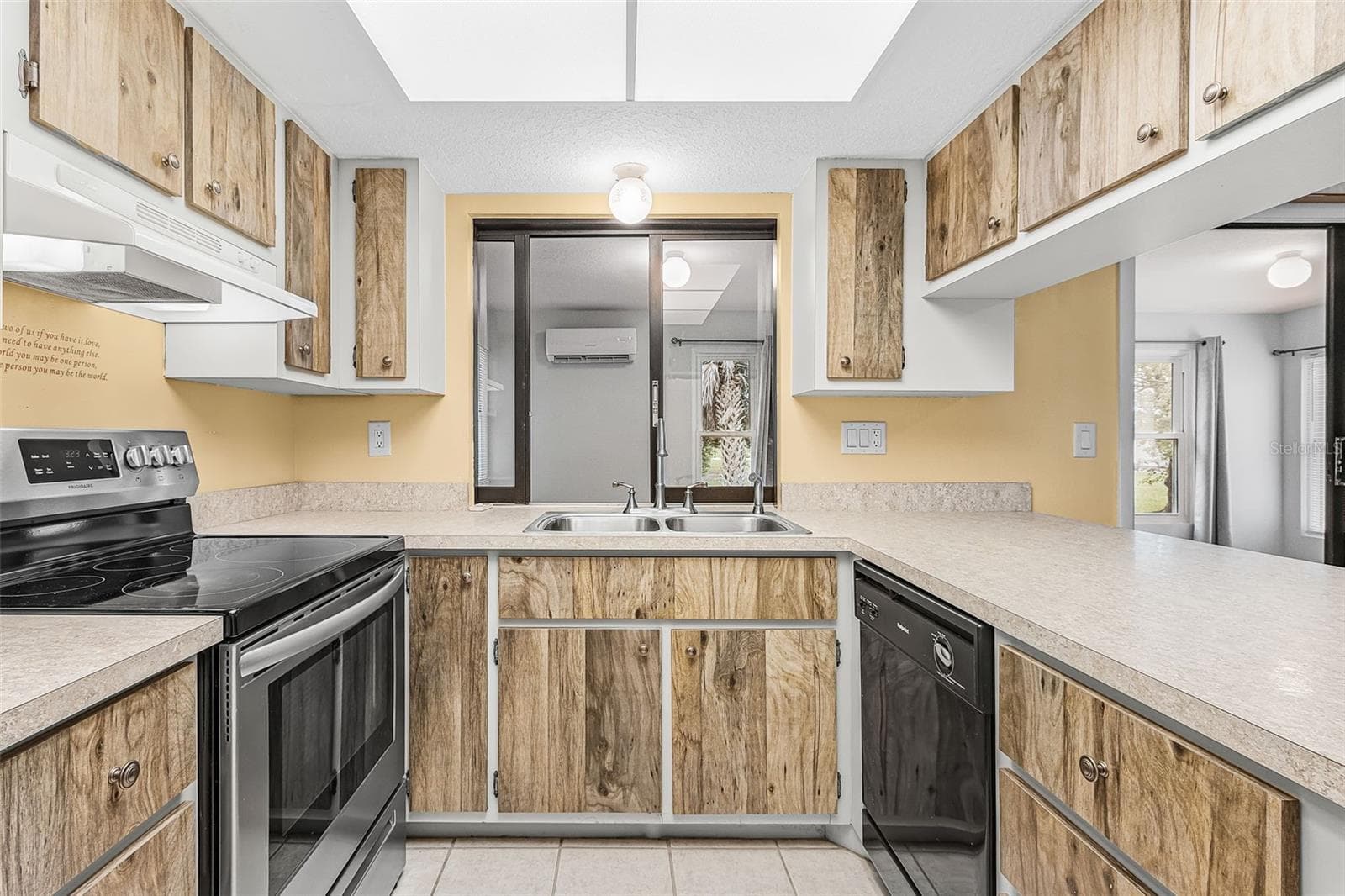 Single Family Residence at 2258 TRITON TER, PUNTA GORDA, photo 15 of 33