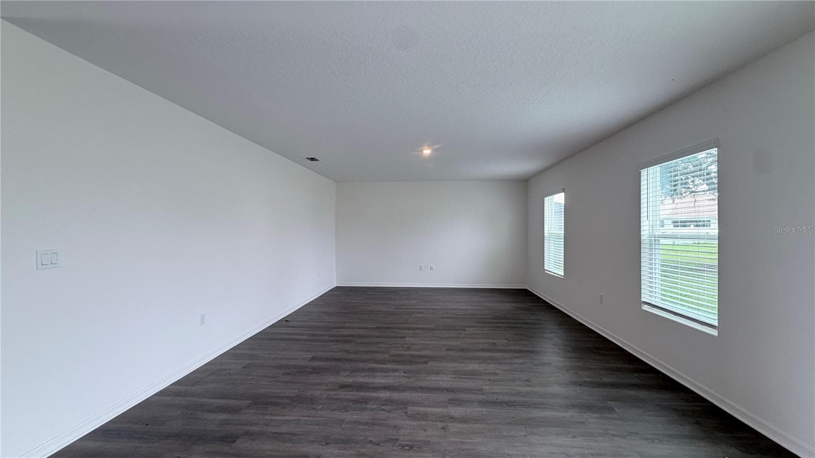 Single Family Residence at 801 OGNON CT, KISSIMMEE, photo 11 of 32