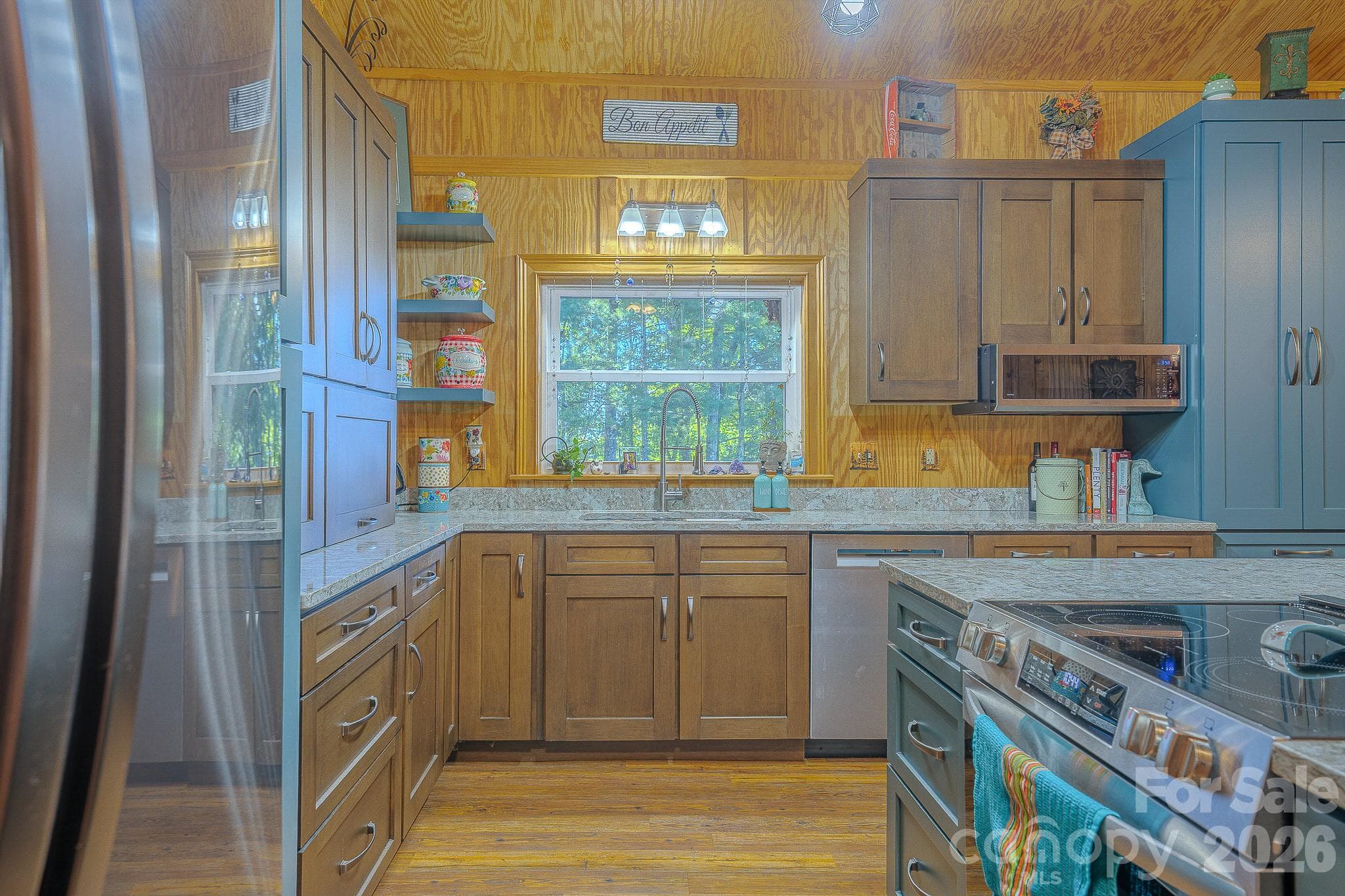 New cabinets and stainless appliances. - 54 Winning Way, Old Fort