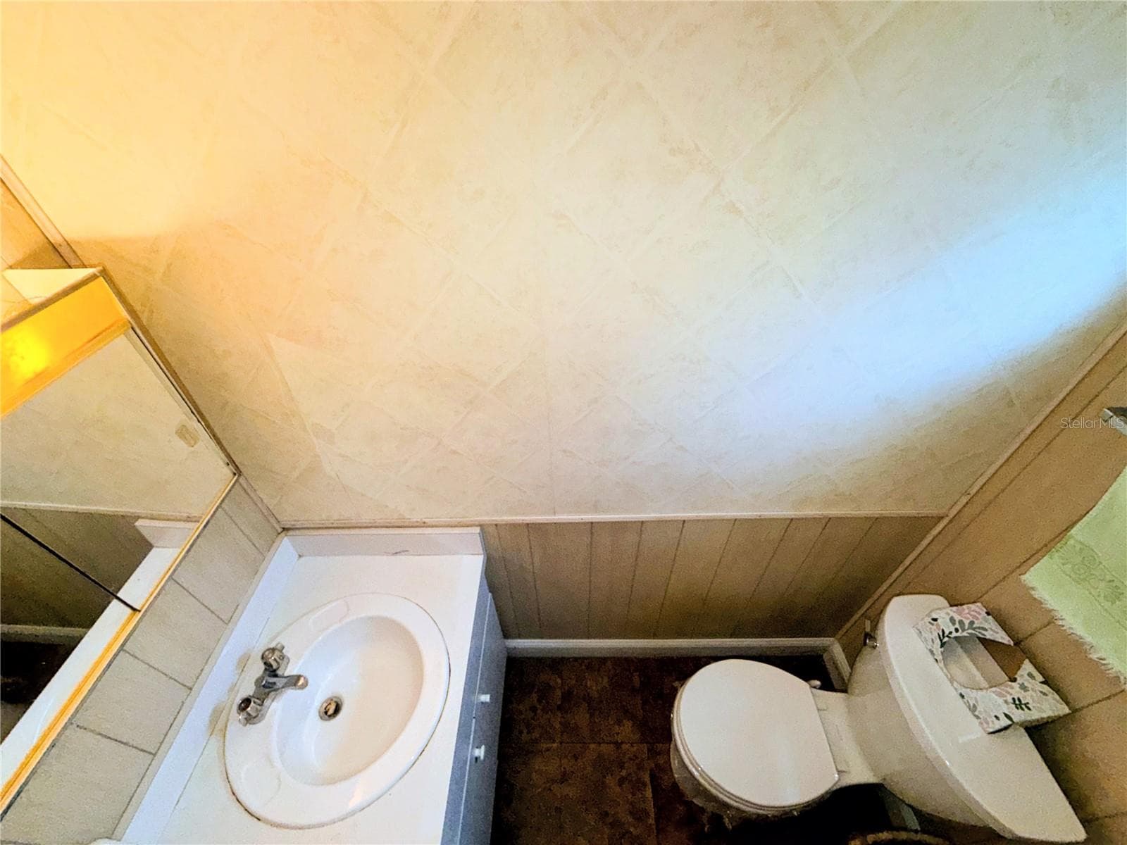 Mobile Home at 864 S GREEN CIR, VENICE, photo 10 of 18